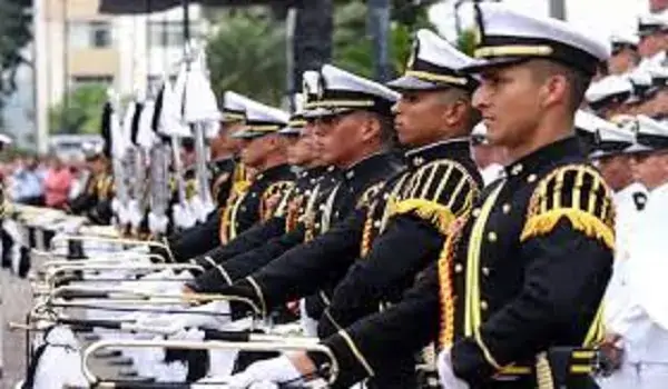 Reclutamiento para Bachilleres-Armada del Ecuador