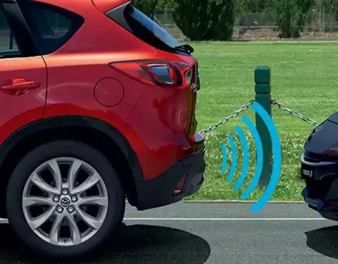 ¿Tu coche no tiene sensor de aparcamiento?