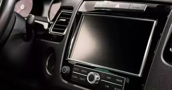 ¿No tienes una pantalla inteligente en tu coche