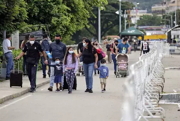 Regularización de venezolanos en Ecuador