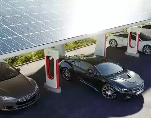 ¿Puedo cargar mi coche eléctrico con placas solares?