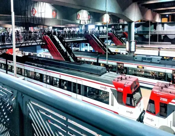 Desde hoy ya se puede viajar gratis en tren en España