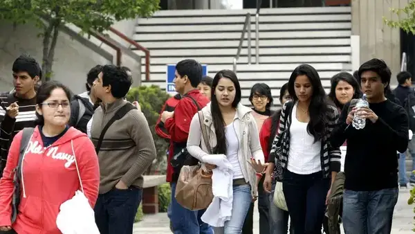 Consecuencias de ingreso libre a universidades en el Perú
